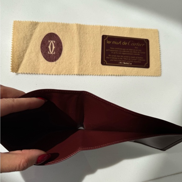 Must De Cartier Burgundy Leather Wallet - Picture 6 of 11